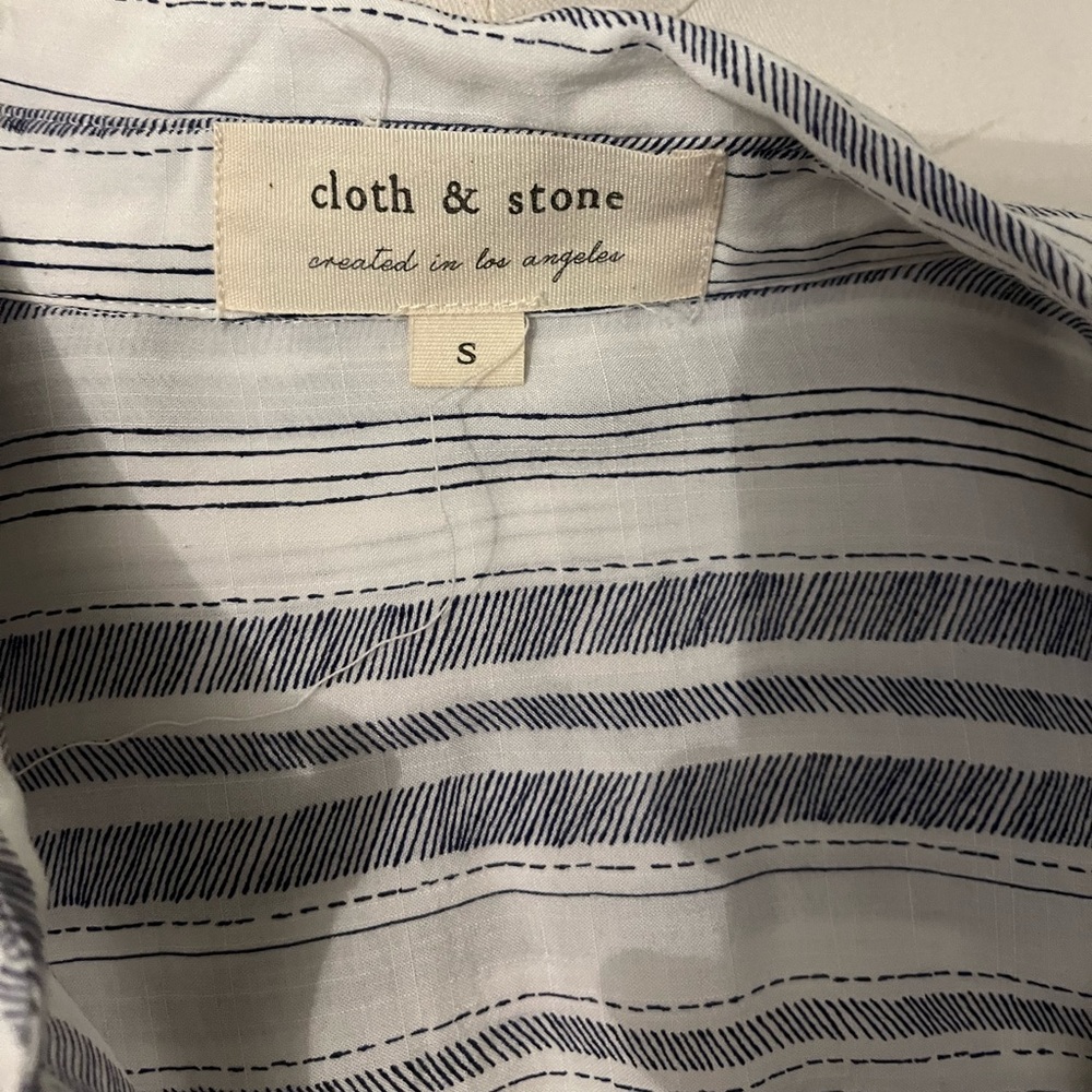 Cloth & stone button down - Picture 2 of 2